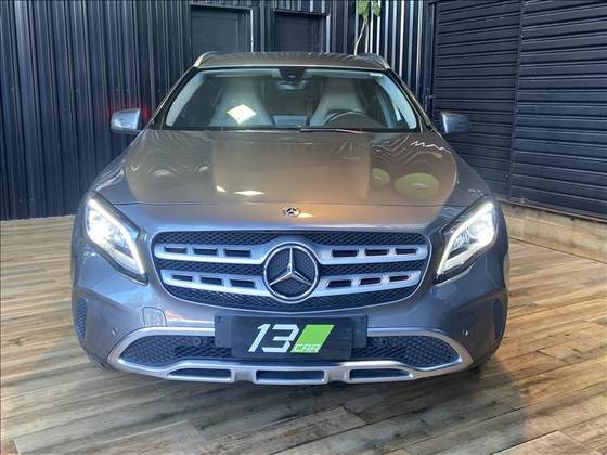 MERCEDES-BENZ GLA 200 1.6 CGI FLEX ADVANCE 7G-DCT